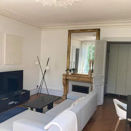 Very Charming Haussmannian With Balcony Apartment *